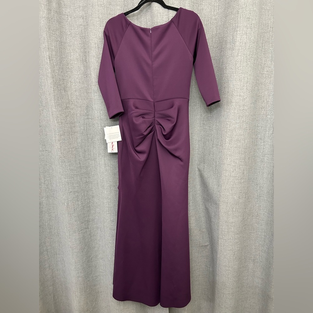 Xscape Women's Long 3/4 Sleeve V-Neck Side Ruched Gown - Picture 6 of 9